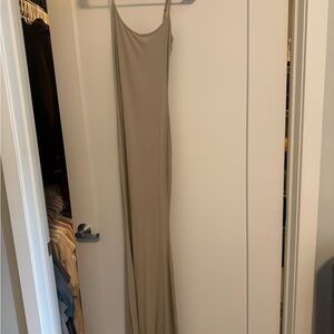 Skim’s soft lounge dress - never worn w tags